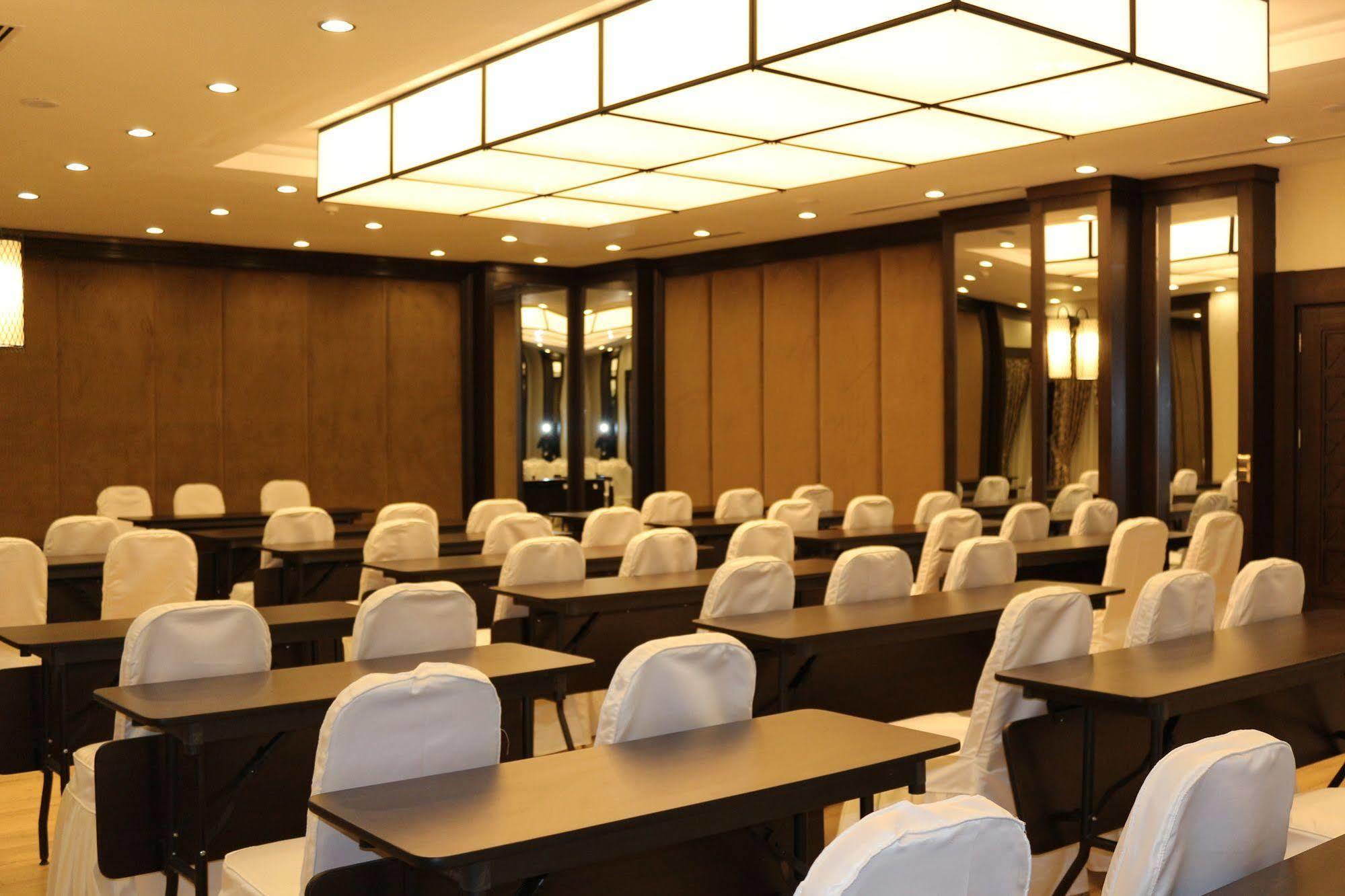 White Park Hotel Sarıkamış Extérieur photo
